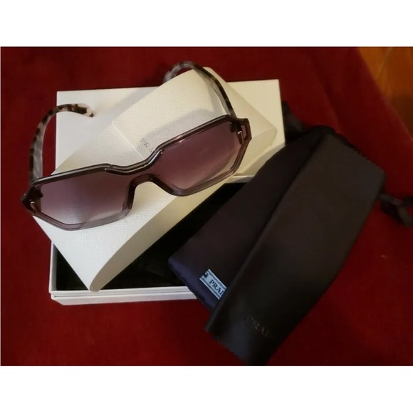 Prada Single Frame Oversized Tortoise Temples Sunglasses - Picture 3 of 12
